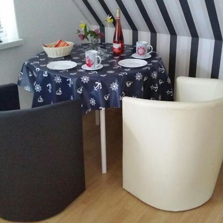 Ferienzimmer Fuer Zwei Am Strand Zingst Bagian luar foto